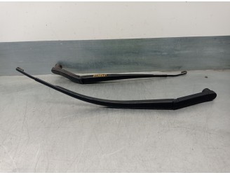 Recambio de brazo limpia delantero derecho para mazda 6 lim. (gh) 2.2 turbodiesel cat referencia OEM IAM GS1D67321A  