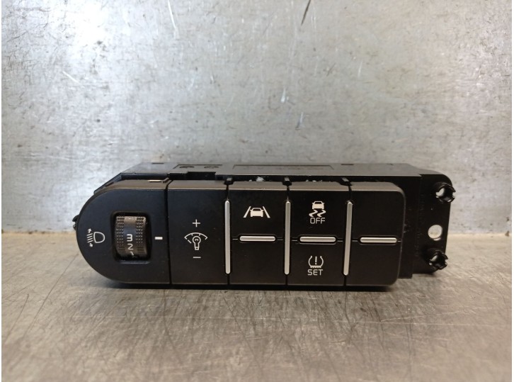 Recambio de mandos salpicadero para kia xceed (cd) 1.0 t-gdi referencia OEM IAM 93700J7271 4K61D11000