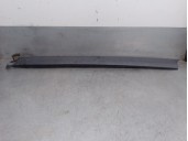 Recambio de molduras delanteras para land rover discovery 2.7 td v6 cat referencia OEM IAM DCB000146 DCB000146 