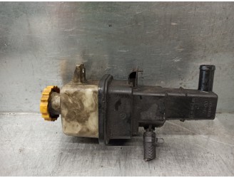 Replacement servo reservoir for Chrysler Sebring sedan (JR41) 2.0 LE OEM IAM reference 04764418AB 