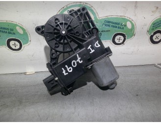 Replacement front left window regulator motor for Fiat Marea sedan (185) 1.6 16V CAT OEM IAM reference 001100436558 