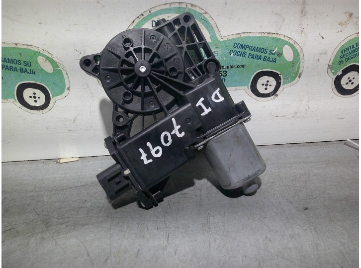 Replacement front left window regulator motor for Fiat Marea sedan (185) 1.6 16V CAT OEM IAM reference 001100436558 