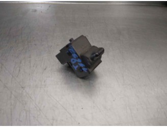 Replacement rear right window lift switch for Chrysler Sebring Saloon (JR41) 2.0 LE OEM IAM reference 56007695AC 