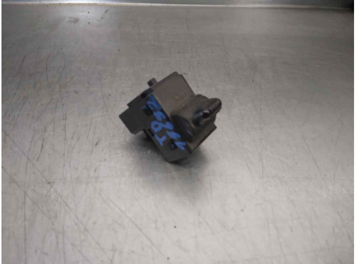 Recambio de mando elevalunas trasero derecho para chrysler sebring berlina (jr41) 2.0 le referencia OEM IAM 56007695AC  