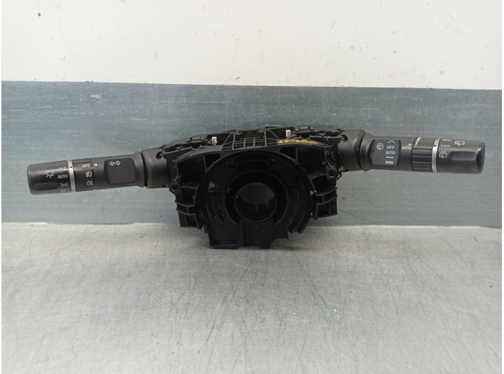 Recambio de mando luces para mazda 6 lim. (gh) 2.2 turbodiesel cat referencia OEM IAM GS1R66120A 