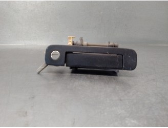 Recambio de maneta exterior delantera derecha para audi 80 (82/83/84) 1.6 referencia OEM IAM 893837206A  4 PUERTAS