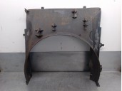 Recambio de calandra delantera de radiador para land rover discovery 2.7 td v6 cat referencia OEM IAM PGK500095 