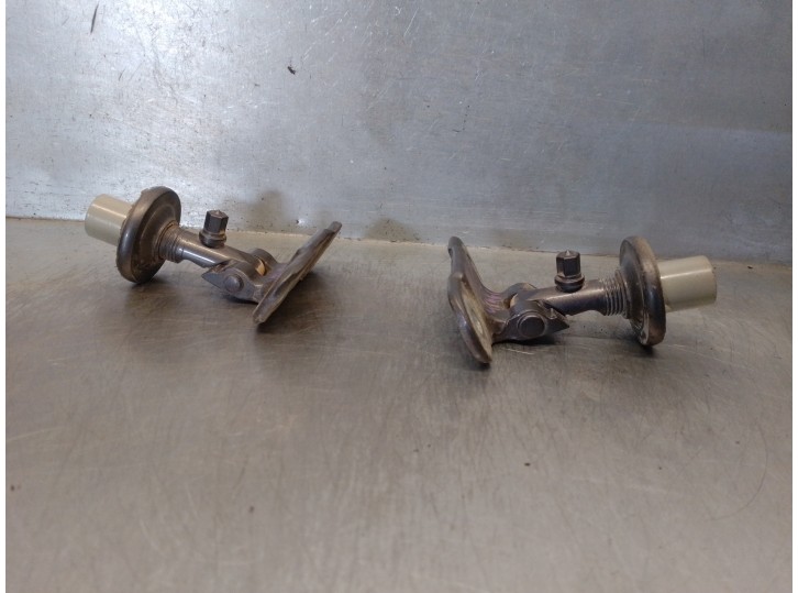 Recambio de bisagra porton para land rover discovery 2.7 td v6 cat referencia OEM IAM BHB780021 BHB780021 