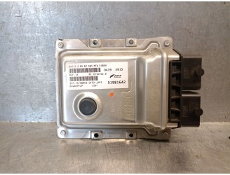 Recambio de centralita motor uce para fiat 500 (312_) 1.2 (312axa1a) referencia OEM IAM 51981642  MAGNETI