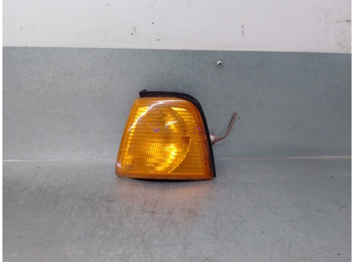 Recambio de piloto delantero izquierdo para audi 80 (82/83/84) 1.6 referencia OEM IAM 084411505L DE ALETA 4 PUERTAS