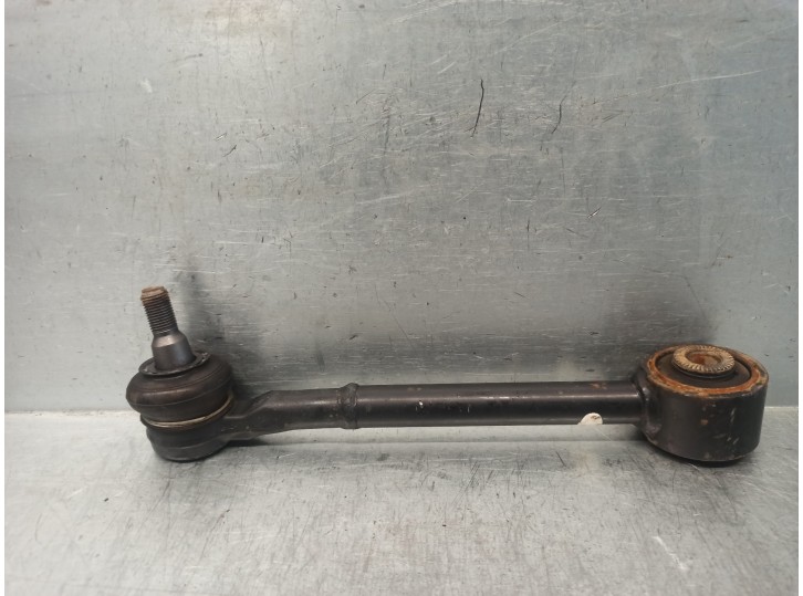 Recambio de brazo suspension inferior trasero derecho para lexus ct 200h referencia OEM IAM 4871072010  