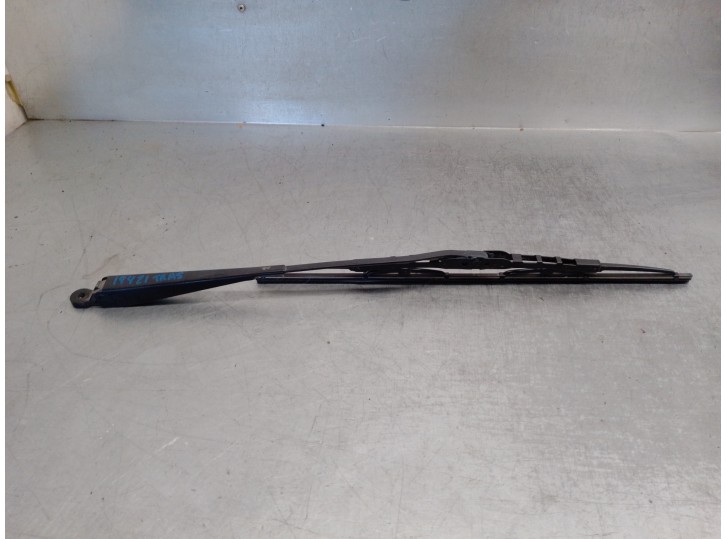 Recambio de brazo limpia trasero para citroën xsara berlina 1.9 turbodiesel referencia OEM IAM 9623819080  