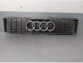 Recambio de rejilla delantera para audi 80 (82/83/84) 1.6 referencia OEM IAM 893853655 CON LOGO MARCA 4 PUERTAS