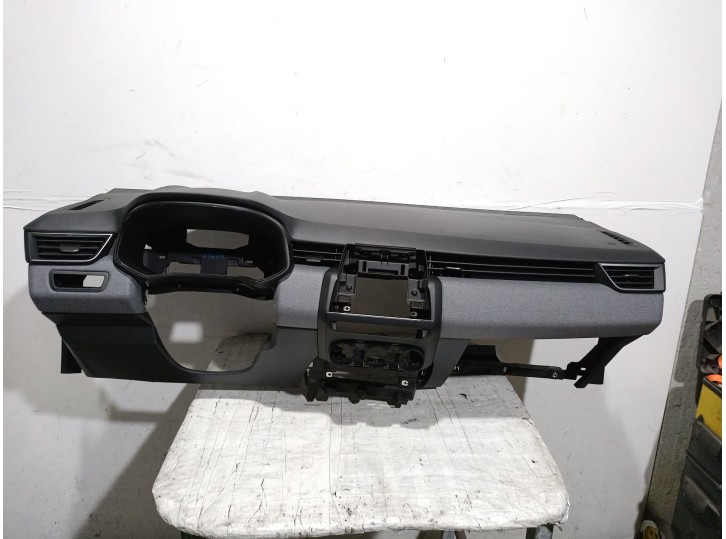 Recambio de salpicadero para renault clio v (b7_) 1.6 e-tech 140 (b7mu) referencia OEM IAM 681037148R 681037148R 