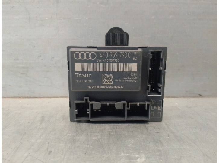 Replacement central locking unit for Audi A6 sedan (4F2) 2.0 TDI OEM IAM reference 4F0959793C 0033TFK0001 TEMIC