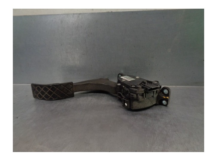 Recambio de potenciometro pedal para volkswagen polo (9n3) 1.4 tdi referencia OEM IAM 6Q1721503B 6PV00849501 HELLA