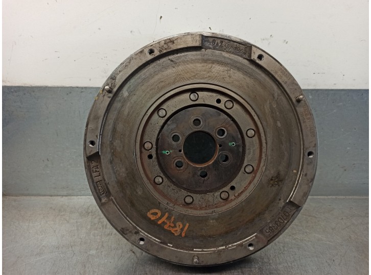Replacement flywheel for Volvo S40 Sedan 1.6 diesel CAT OEM IAM reference 31272289 C0703385 VALEO
