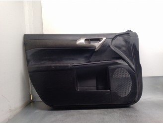 Recambio de guarnecido puerta delantera izquierda para lexus ct 200h referencia OEM IAM 676207618147 5 PUERTAS