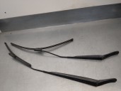 Recambio de brazo limpia delantero izquierdo para renault laguna iii 1.5 dci diesel referencia OEM IAM 288810010R 