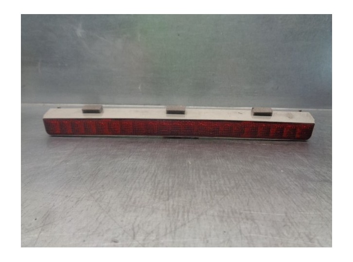 Recambio de luz central de freno para hyundai elantra (xd) 2.0 crdi comfort (4-ptas.) referencia OEM IAM 927502D200 