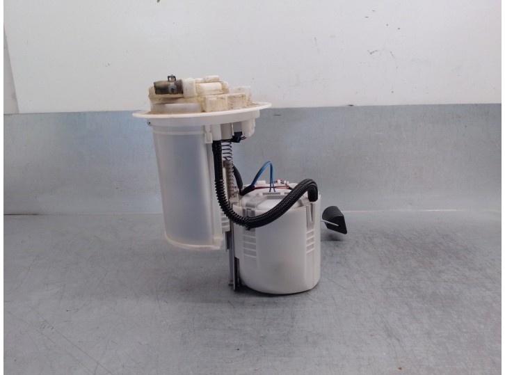 Recambio de aforador para lexus ct 200h referencia OEM IAM 7702047092  