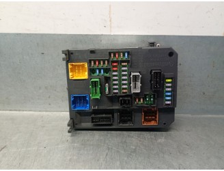 Recambio de caja reles / fusibles para citroën ds5 2.0 hdi fap referencia OEM IAM 9664992380 