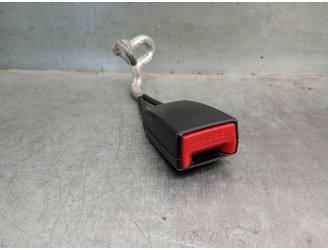 Recambio de enganche cinturon para skoda fabia ii combi (545) 1.9 tdi referencia OEM IAM 5J6857496 5J6857496 33061188 TRW