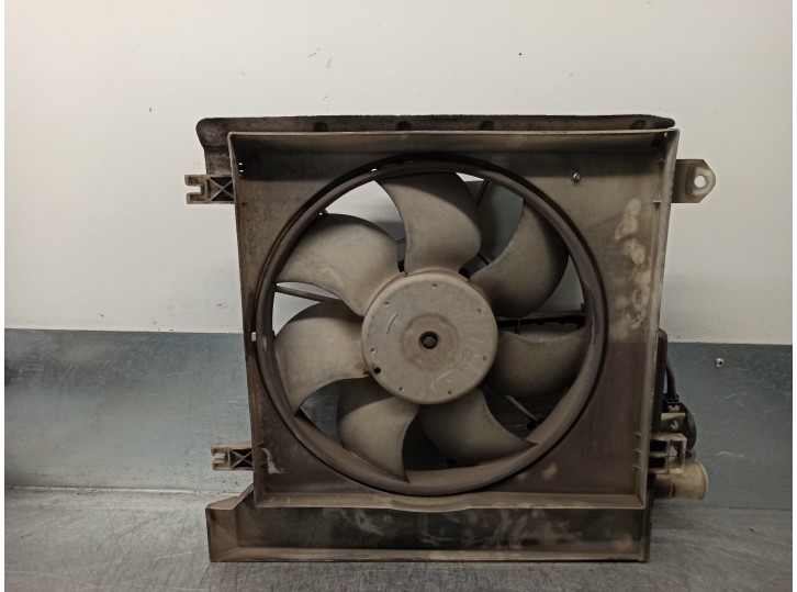 Recambio de electroventilador para toyota aygo (kgb/wnb) básico referencia OEM IAM 163600Q02000 5020378 