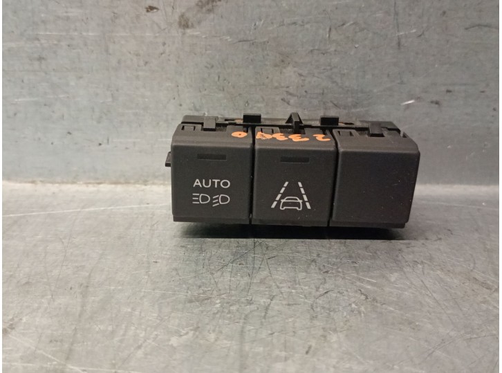 Replacement multifunction control for Citroën DS5 2.0 HDI FAP OEM IAM reference 96669721ZD 96669721ZD 