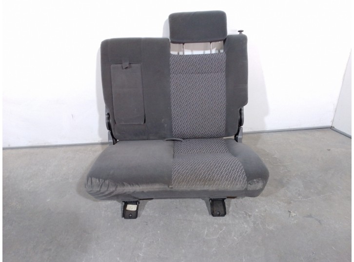 Recambio de asientos trasero izquierdo para opel monterey 3.1 turbodiesel referencia OEM IAM 4615437 TELA GRIS 5 PUERTAS