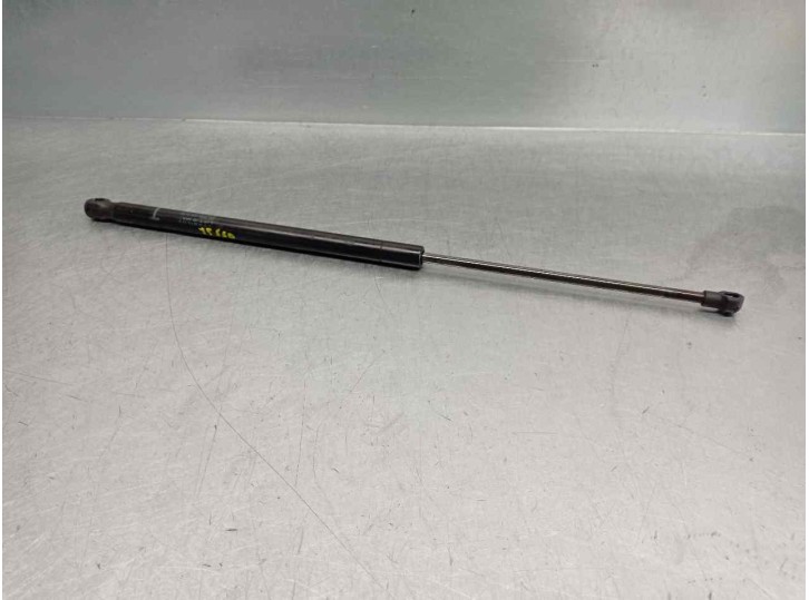 Recambio de amortiguadores maletero / porton para toyota aygo (kgb/wnb) básico referencia OEM IAM 689500H010  