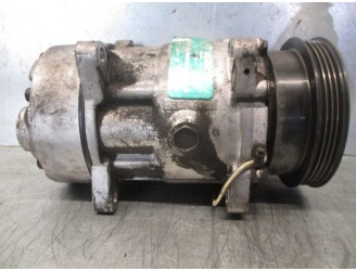 Recambio de compresor aire acondicionado para renault megane i berlina hatchback (ba0) 1.6e alize referencia OEM IAM 700272987 