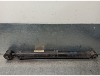 Recambio de amortiguador trasero izquierdo para citroën c3 aircross feel referencia OEM IAM 9821016680 03031000877 KYB