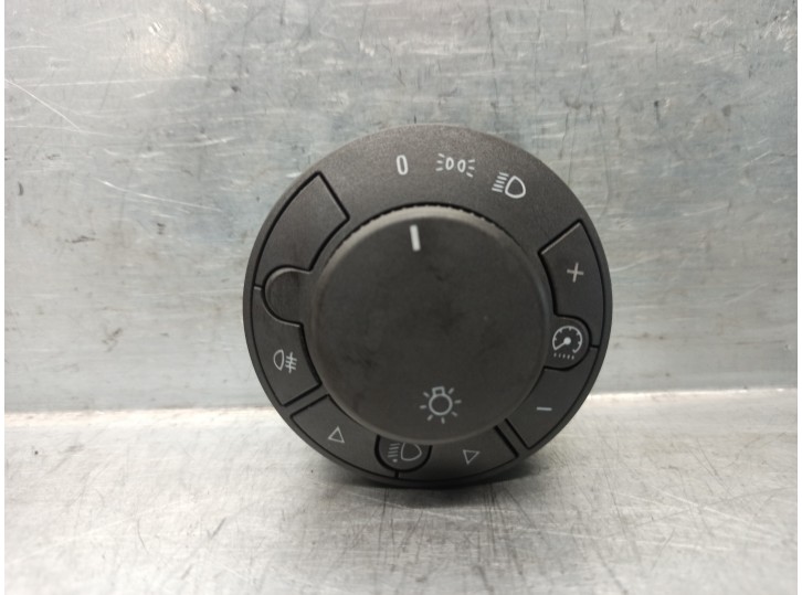 Recambio de mando luces salpicadero para opel corsa d 1.2 16v cat (z 12 xep / lb4) referencia OEM IAM 13249396 
