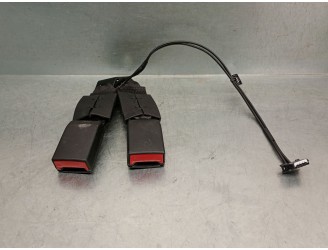 Recambio de enganche cinturon para opel mokka / mokka x (j13) 1.4 (_76) referencia OEM IAM 42450165 42450188 