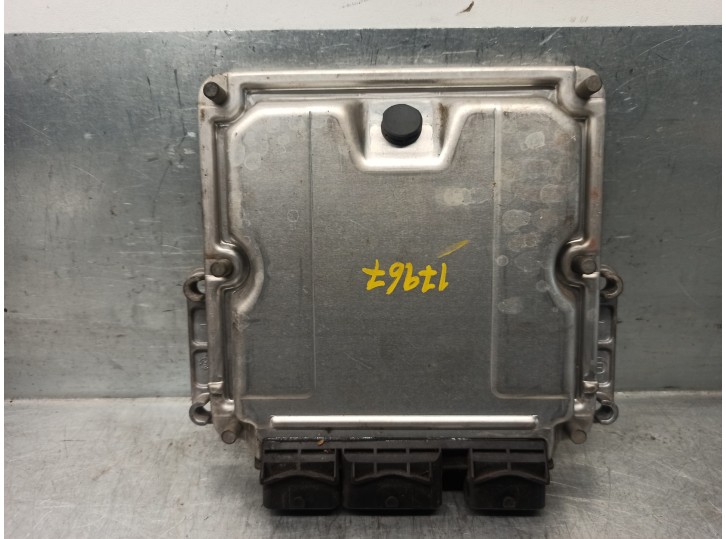 Replacement engine control unit (ECU) for Peugeot 607 (S1) 2.2 HDi FAP CAT OEM IAM reference 9644199680 0281010765 BOSCH