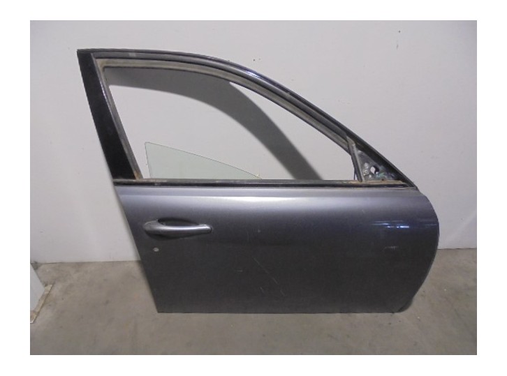Recambio de puerta delantera derecha para maserati quattroporte referencia OEM IAM GRIS OSCURO 4 PUETAS