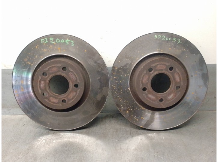 Replacement front brake disc for Ford Transit Connect 1.6 TDCi cat OEM IAM reference 1844117 