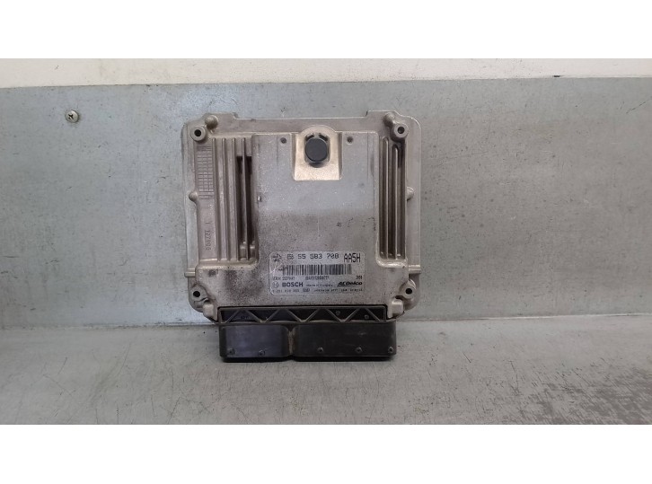Recambio de centralita motor uce para chevrolet aveo 1.3 diesel cat referencia OEM IAM 55583708 0281018383 BOSCH