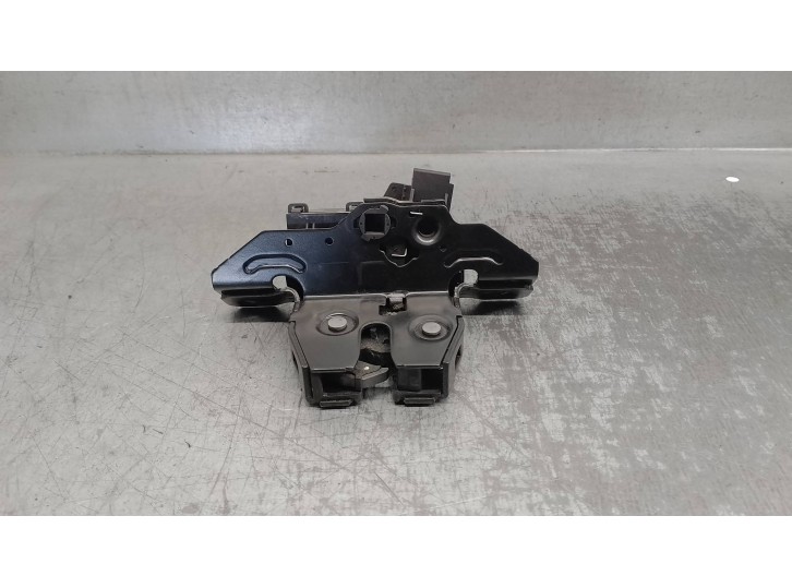 Recambio de cerradura maletero / porton para chevrolet aveo 1.3 diesel cat referencia OEM IAM 13583437 3 PINES 5 PUERTAS