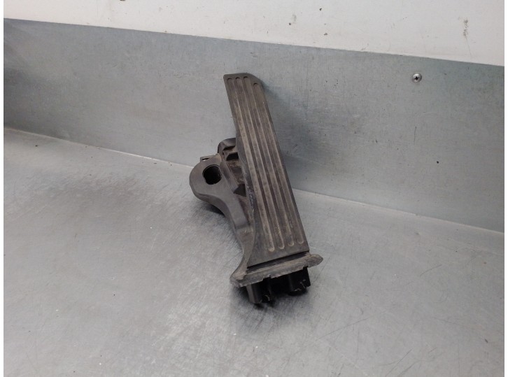 Recambio de potenciometro pedal para volkswagen jetta (1k2) 1.9 tdi referencia OEM IAM 1K1723503L 6PV00860001 BOSCH