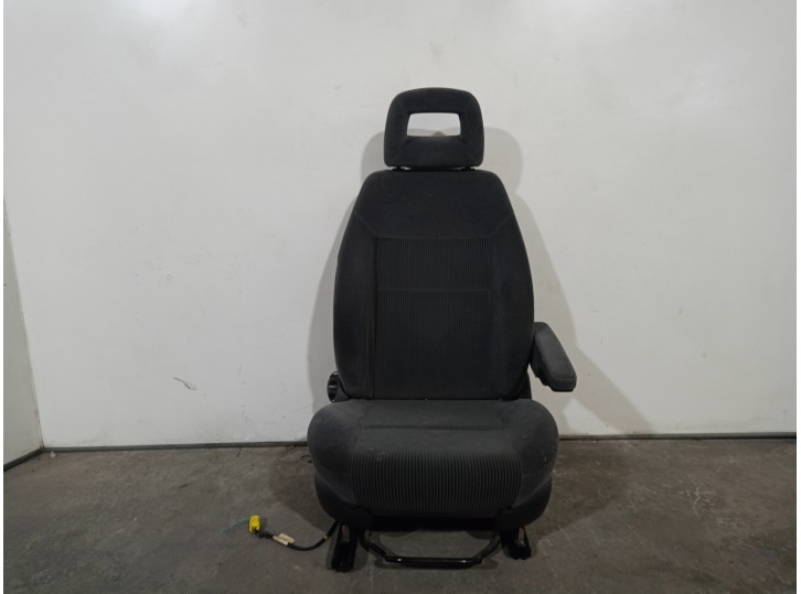 Replacement front right seat for Ford Galaxy (VY) 1.9 TDi CAT OEM IAM reference 1088667 BLACK FABRIC 5 DOORS