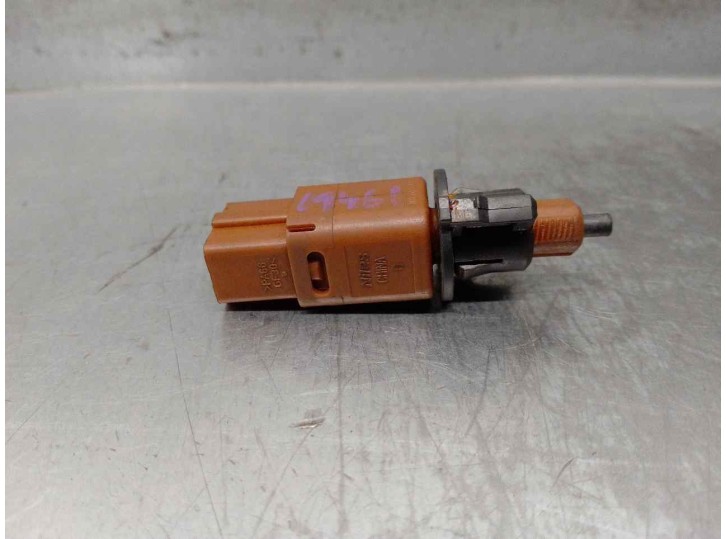 Recambio de interruptor para nissan x-trail (t32) 1.6 dci turbodiesel cat referencia OEM IAM 16605MN  