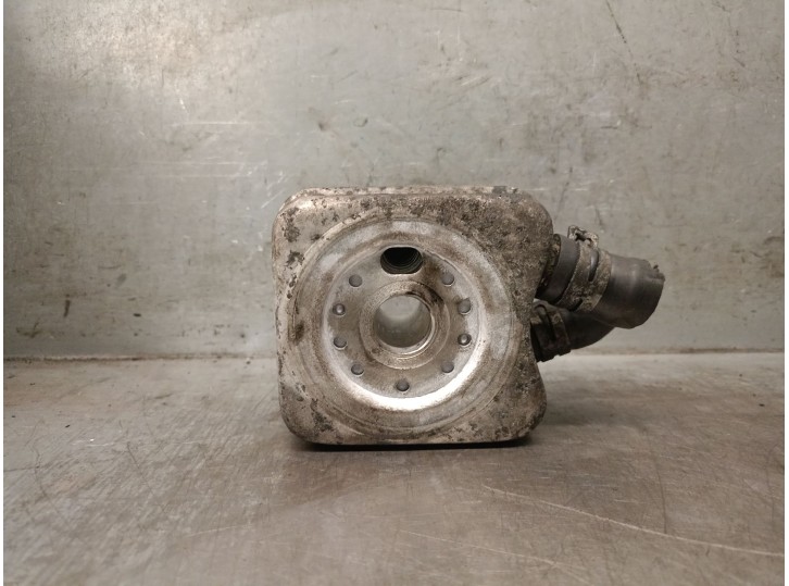 Recambio de enfriador aceite motor para seat ibiza (6l1) 1.9 tdi referencia OEM IAM 023117021L 028117021L 