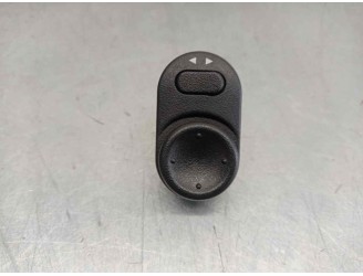 Replacement mirror control for Opel Meriva A 1.7 16V OEM IAM reference 09226861 