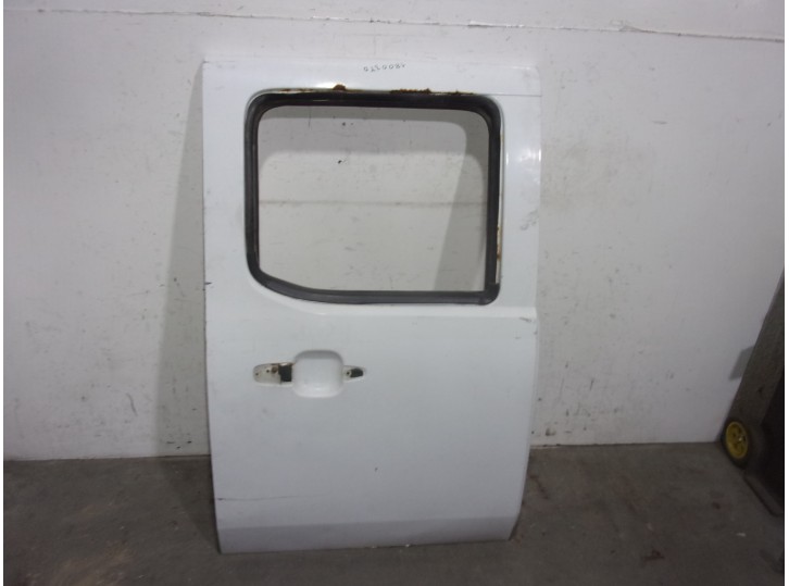 Recambio de puerta trasera derecha para ford ranger (es) 2.5 tdci cat referencia OEM IAM 4986208 BLANCA 4 PÙERTAS