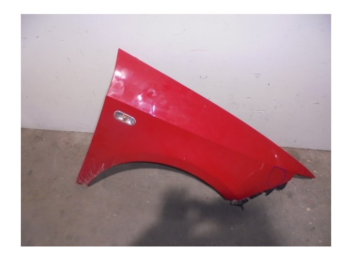 Recambio de aleta delantera derecha para seat ibiza iv (6j5, 6p1) 1.0 tsi referencia OEM IAM 6J0821022D ROJA 