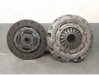 Replacement clutch kit for Kia XCeed 1.0 TGDi CAT OEM IAM reference 26AC0 VALEO