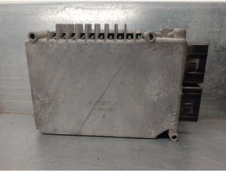 Recambio de centralita motor uce para chrysler voyager (gs) 2.4 cat referencia OEM IAM P04727163 P04727163 