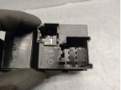 Replacement front right window switch for Opel Zafira Tourer C (P12) 1.6 CDTi (75) OEM IAM reference 22915102 1239202